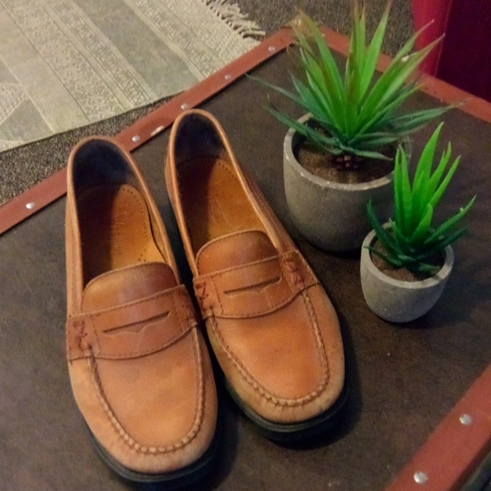 Weejuns Bass Loafers Size 6 1/2